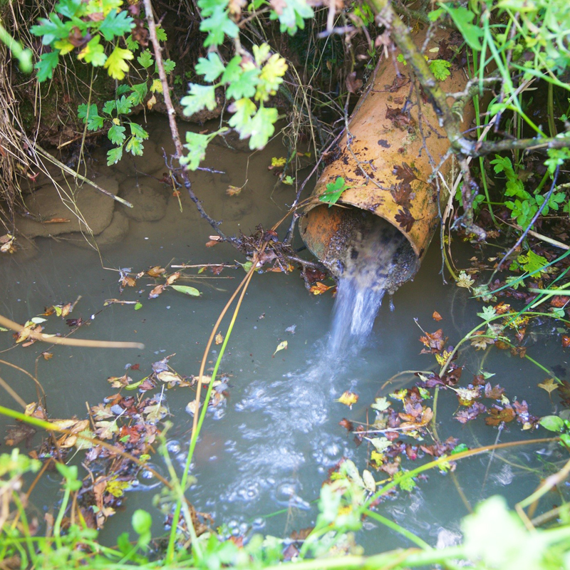 Field drainage pipe